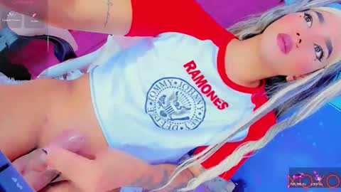 Thalia Girl online show from 9, 4, 2026