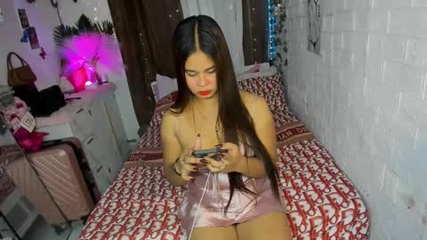 Ms. Thalia online show from 6, 3, 2025
