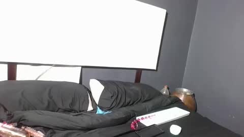 Snapshot of thamtsho1108 chatting on 10, 9, 2025 thamtsho1108 online show from 10, 9, 2025