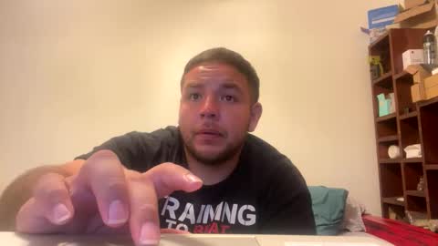 Snapshot of thatguymichael93 chatting on 25, 3, 2026 thatguymichael93 online show from 25, 3, 2026