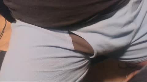 Snapshot of thathornierguy chatting on 5, 10, 2025 thathornierguy online show from 5, 10, 2025