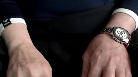 Snapshot of the1pocketrocket chatting on 28, 12, 2024 the1pocketrocket online show from 28, 12, 2024