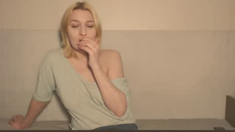 Eva online show from 18, 10, 2025