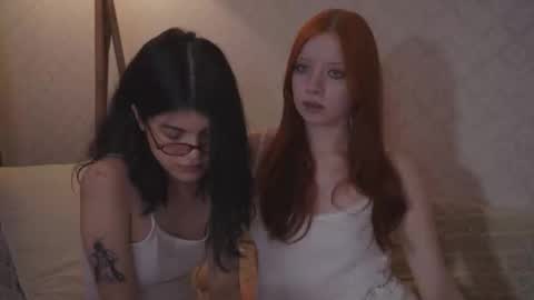 EllaLyn online show from 10, 10, 2025