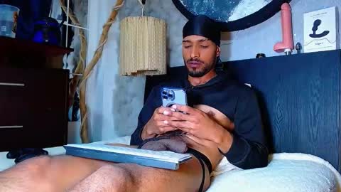 the dog lian online show from 11, 11, 2025