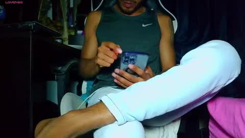 Snapshot of the_dog_lian chatting on 30, 4, 2026 the dog lian online show from 30, 4, 2026