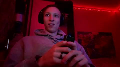 Snapshot of the_ginger_glows chatting on 9, 11, 2025 the_ginger_glows online show from 9, 11, 2025