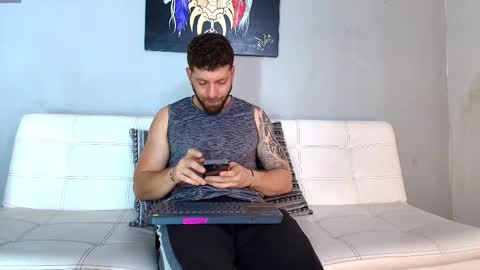 SCOTT  THEO  KAMERON  GENDERSON online show from 8, 3, 2025