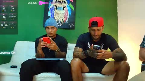 SCOTT  THEO  KAMERON  GENDERSON online show from 17, 10, 2025