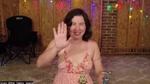 Snapshot of the_happy_space chatting on 20, 6, 2026 MATERNITY LEAVE online show from 20, 6, 2026