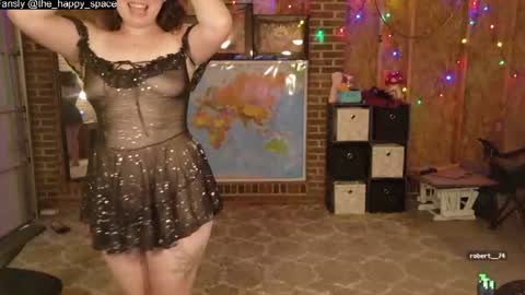 Snapshot of the_happy_space chatting on 4, 7, 2026 MATERNITY LEAVE online show from 4, 7, 2026
