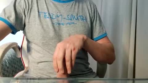 Snapshot of the_hard_baguette chatting on 7, 1, 2025 La Baguette dure online show from 7, 1, 2025