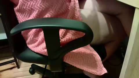 Stephan 34  Cassandra 25 online show from 27, 10, 2025