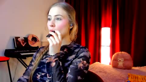 Ally    STREAMING ON TWITCH NOW Check my Twitter for updates online show from 6, 4, 2026