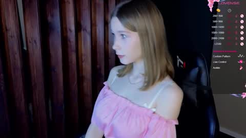 Snapshot of the_vickky chatting on 7, 2, 2026 Vicky online show from 7, 2, 2026