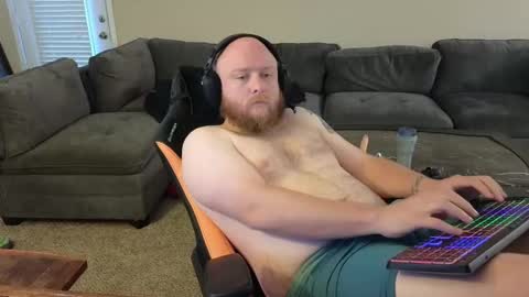 Snapshot of theballboy chatting on 28, 9, 2025 theballboy online show from 28, 9, 2025