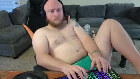 Snapshot of theballboy chatting on 16, 12, 2025 theballboy online show from 16, 12, 2025