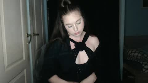 Snapshot of theblackdiamond194588 chatting on 19, 7, 2026 raissa online show from 19, 7, 2026