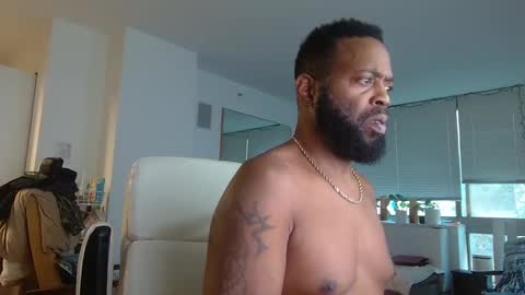 Snapshot of theblacklordmaster chatting on 8, 10, 2025 theblacklordmaster online show from 8, 10, 2025