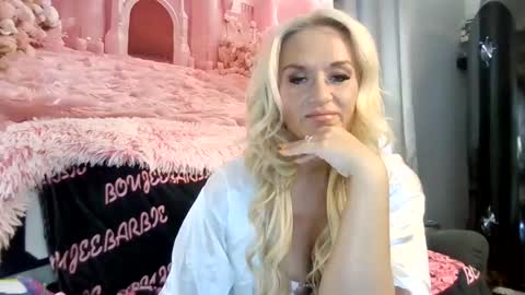 Snapshot of theboujeebarbie chatting on 29, 9, 2025 theboujeebarbie online show from 29, 9, 2025