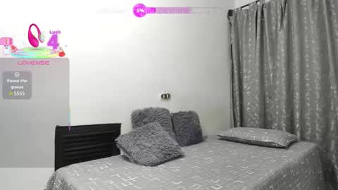 TheChicaNextDoor  online show from 15, 1, 2026