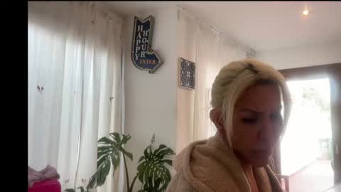 thecontcobracock24cm online show from 13, 1, 2025