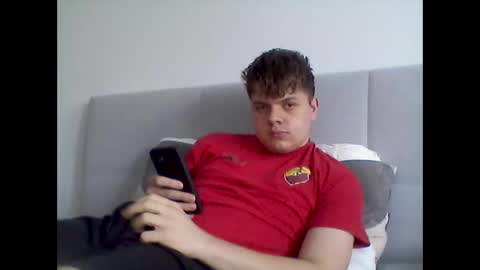 Snapshot of thecuteguy144949 chatting on 1, 2, 2025 thecuteguy144949 online show from 1, 2, 2025