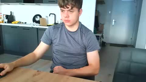 Snapshot of thecuteguy144949 chatting on 5, 11, 2025 thecuteguy144949 online show from 5, 11, 2025