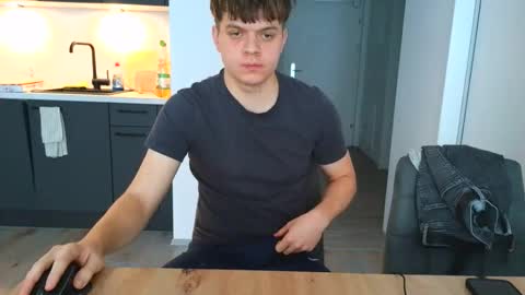 Snapshot of thecuteguy144949 chatting on 23, 11, 2025 thecuteguy144949 online show from 23, 11, 2025