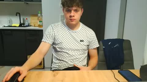 Snapshot of thecuteguy144949 chatting on 5, 12, 2025 thecuteguy144949 online show from 5, 12, 2025