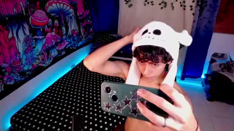 ethan online show from 7, 4, 2026