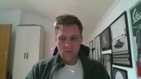 Snapshot of thedon2123 chatting on 4, 12, 2024 thedon2123 online show from 4, 12, 2024