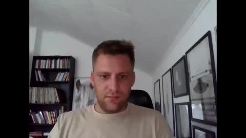 Snapshot of thedon2123 chatting on 25, 9, 2025 thedon2123 online show from 25, 9, 2025