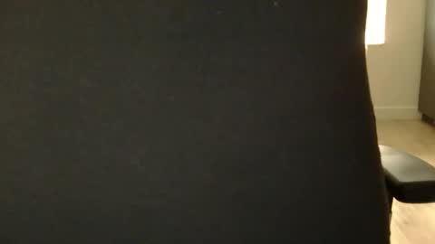 Thee Bustiest Bella online show from 11, 1, 2026