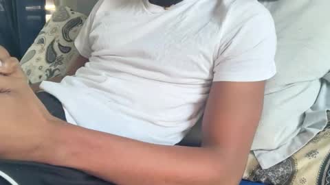 Snapshot of theeshooterr chatting on 13, 1, 2025 theeshooterr online show from 13, 1, 2025