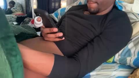 Snapshot of theeshooterr chatting on 28, 2, 2025 theeshooterr online show from 28, 2, 2025