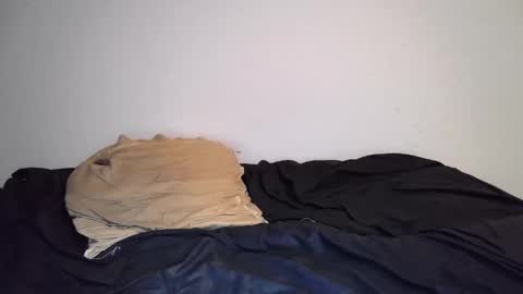 Theetwohander online show from 11, 3, 2025