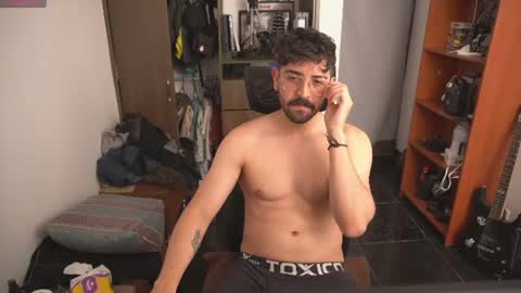 Snapshot of thefckingwolf chatting on 31, 7, 2026 Wolf Independent model online show from 31, 7, 2026