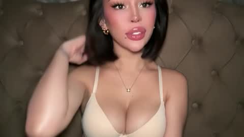 Snapshot of thegreat_legacy chatting on 28, 4, 2026 Elle dont forget to folloW me and thumbs up online show from 28, 4, 2026