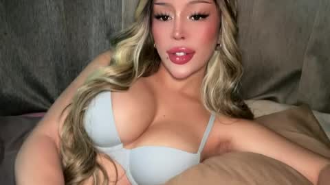 Snapshot of thegreat_legacy chatting on 17, 7, 2026 Elle dont forget to folloW me and thumbs up online show from 17, 7, 2026