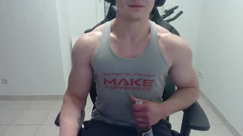 Snapshot of theguyfrombehind chatting on 12, 6, 2026 Alex online show from 12, 6, 2026