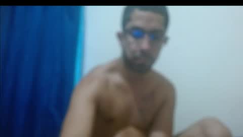 Snapshot of thehousedog chatting on 21, 6, 2026 thehousedog online show from 21, 6, 2026