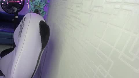 Theia  online show from 15, 11, 2025