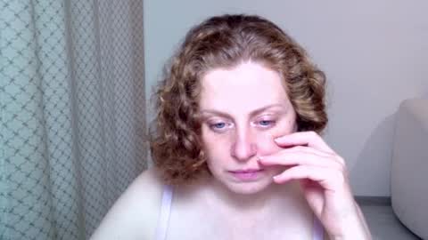 Snapshot of theladysblush chatting on 5, 12, 2025 Ella online show from 5, 12, 2025