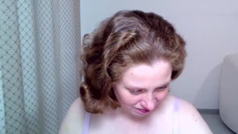 Snapshot of theladysblush chatting on 14, 12, 2025 Ella online show from 14, 12, 2025