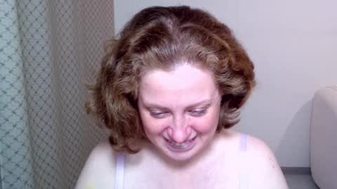 Snapshot of theladysblush chatting on 18, 12, 2025 Ella online show from 18, 12, 2025