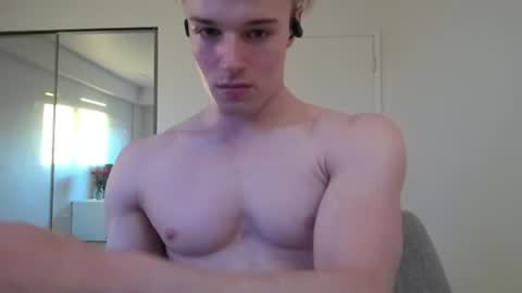 Snapshot of thelevimeyers chatting on 25, 6, 2026 thelevimeyers online show from 25, 6, 2026