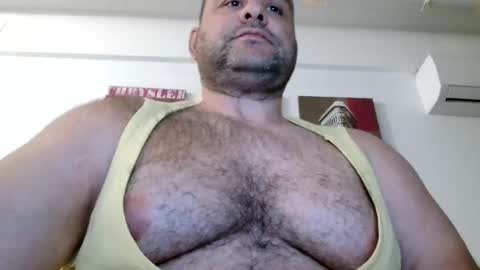 Snapshot of themastercomander chatting on 27, 4, 2026 Big Alpha Daddy Master online show from 27, 4, 2026