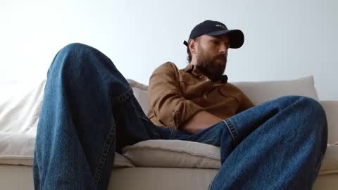 TheMonarchGoat online show from 4, 12, 2025