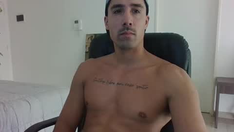 Snapshot of themorocho10 chatting on 30, 3, 2026 themorocho10 online show from 30, 3, 2026